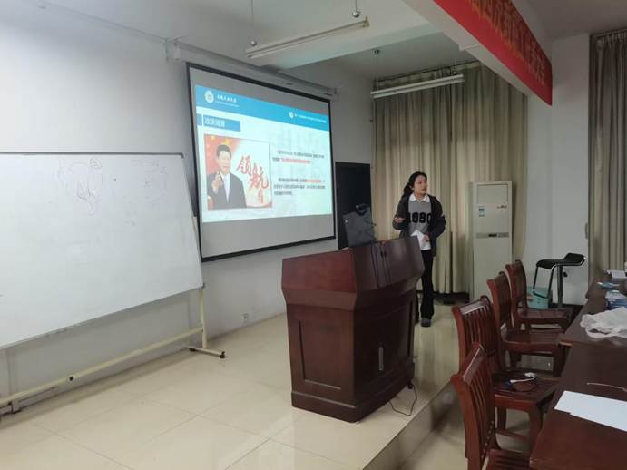 0D299F68D6A4B370AA7A2BAF245B41E7